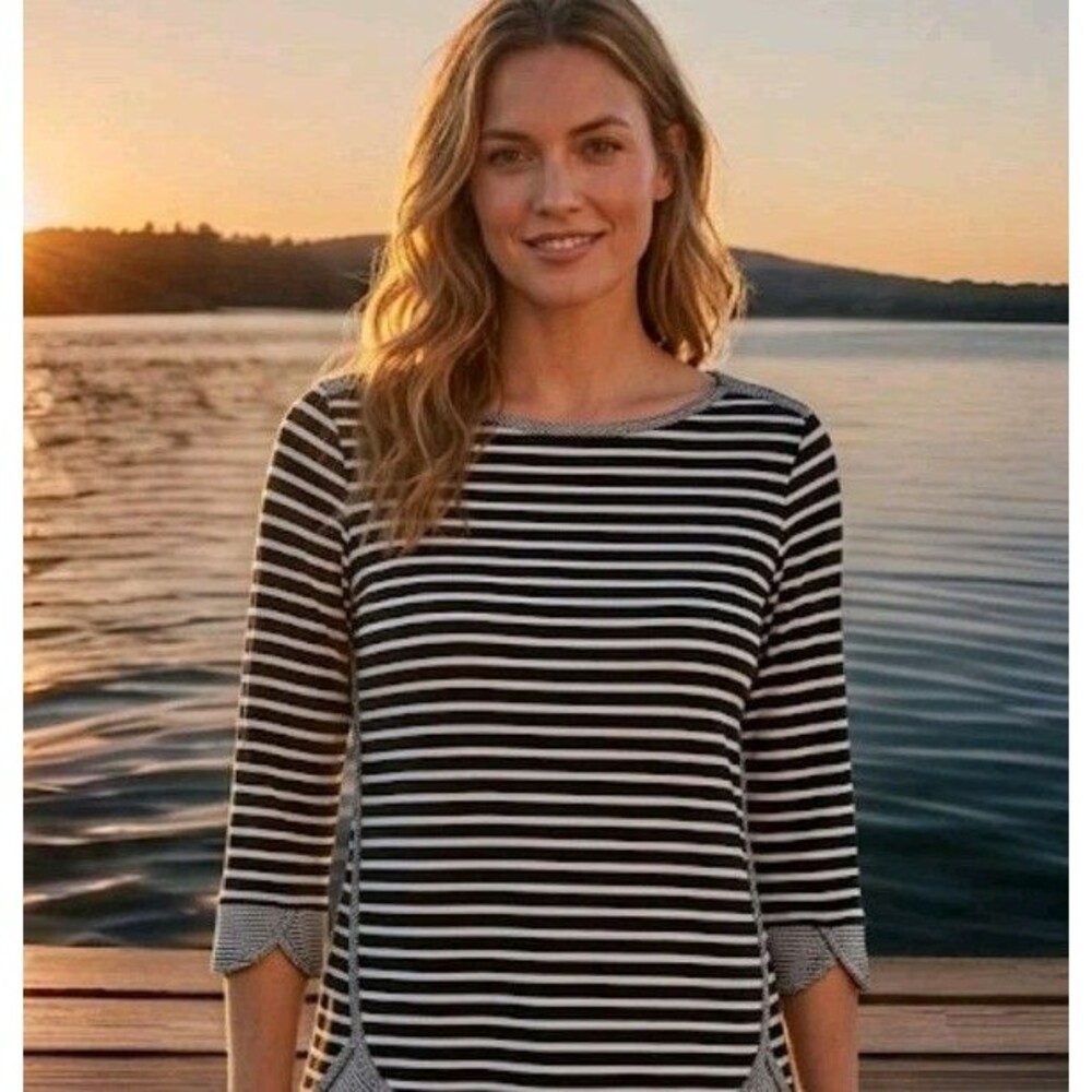 T By Talbots Stripe Blouse Size XS UPF 50 Protection Rayon Long Sleeve